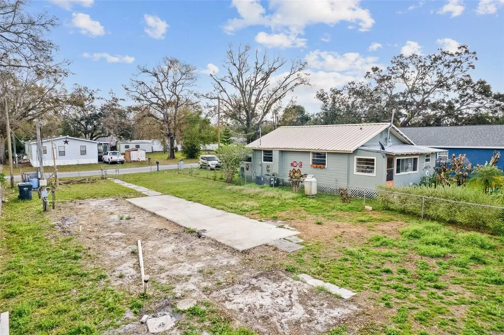 12912 Cambridge Avenue Tampa FL 33624