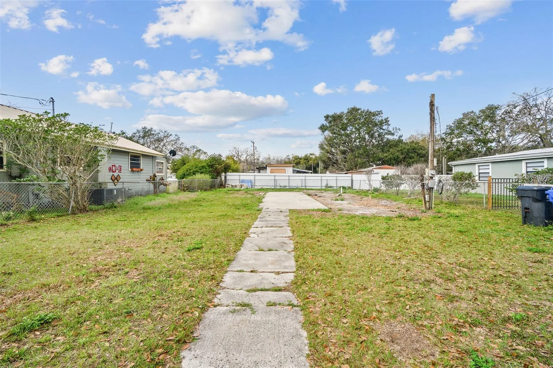 12912 Cambridge Avenue Tampa FL 33624