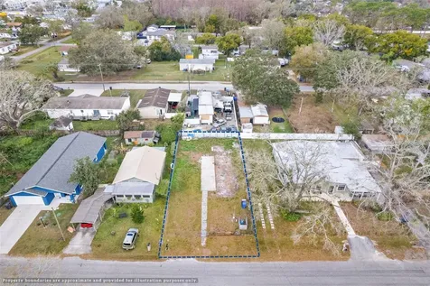 12912 Cambridge Avenue Tampa FL 33624