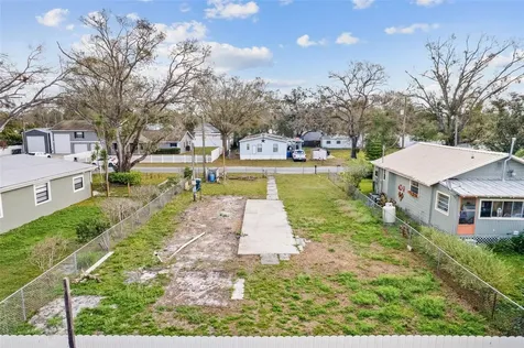12912 Cambridge Avenue Tampa FL 33624
