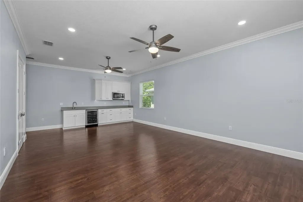 3709 W Dale Avenue Tampa FL 33609
