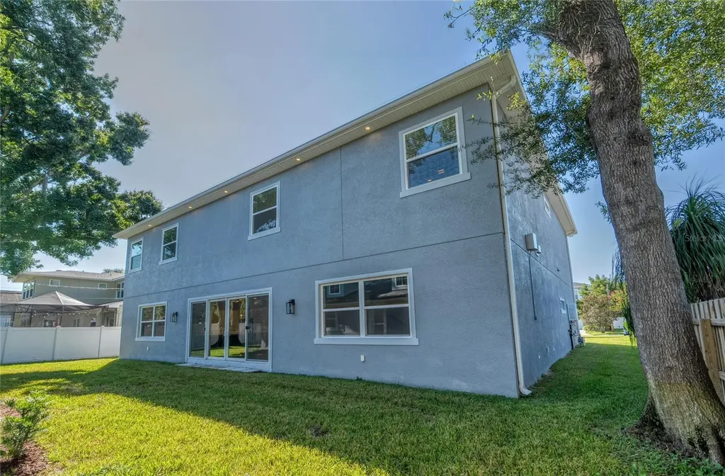 3709 W Dale Avenue Tampa FL 33609