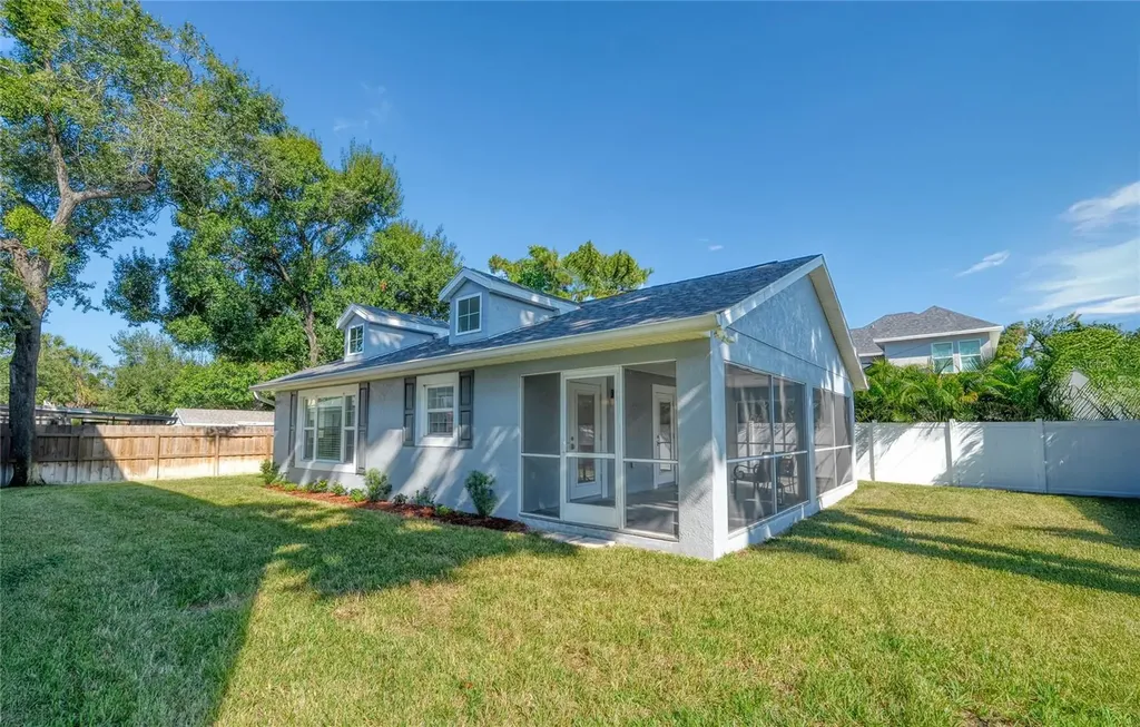3709 W Dale Avenue Tampa FL 33609