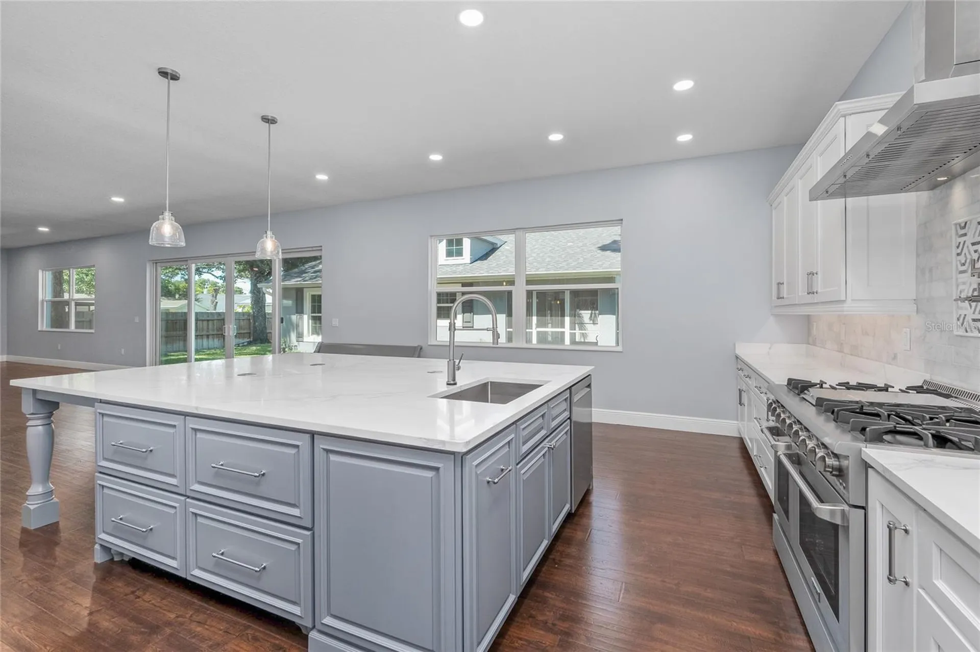 3709 W Dale Avenue Tampa FL 33609