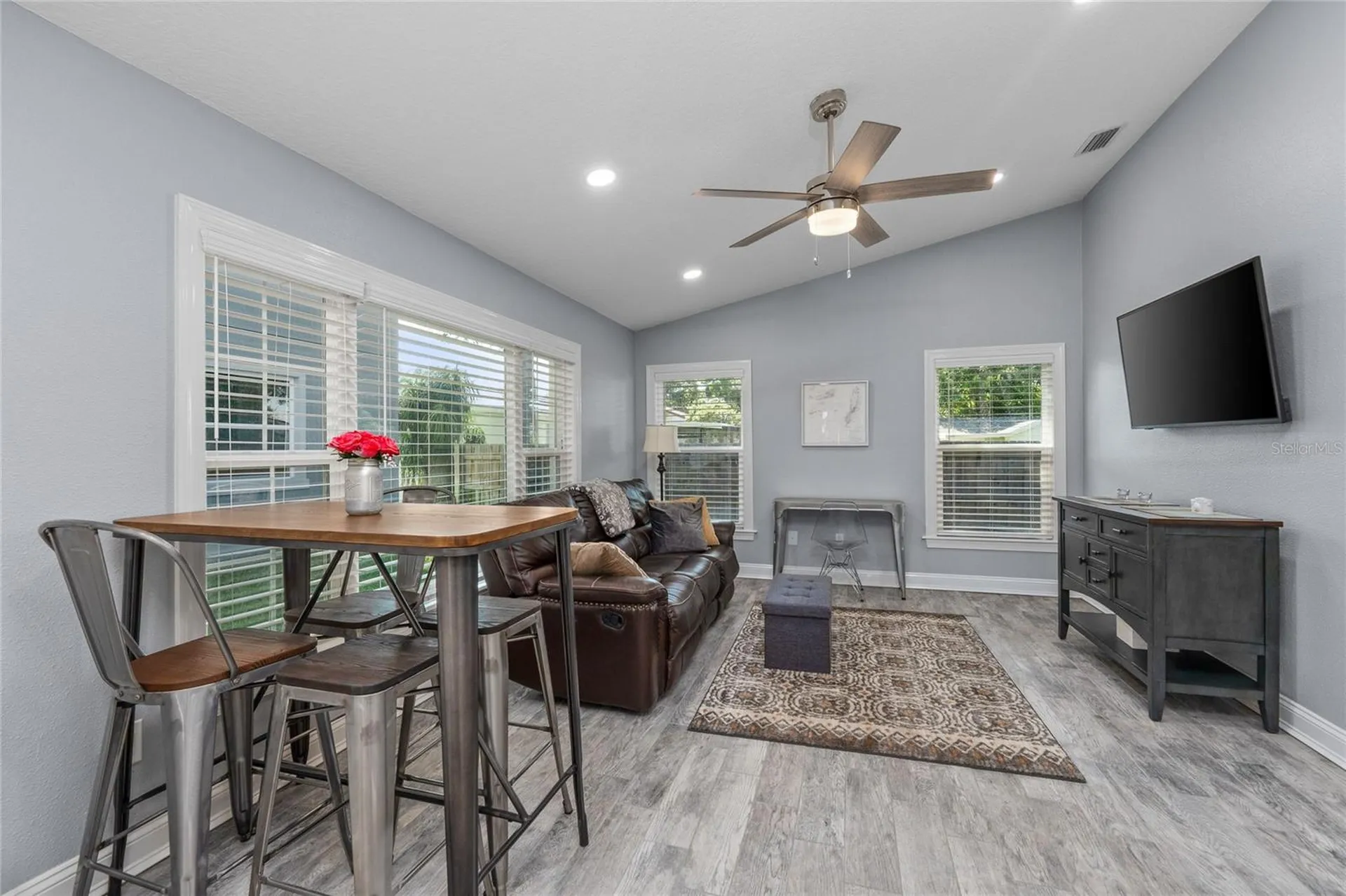 3709 W Dale Avenue Tampa FL 33609