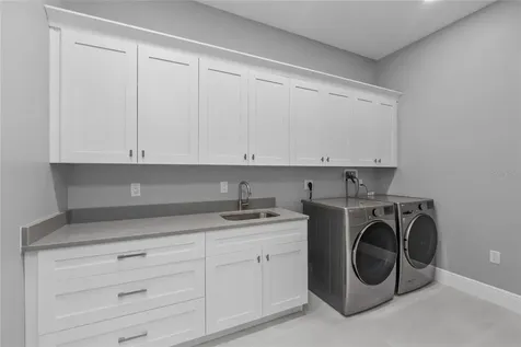 3709 W Dale Avenue Tampa FL 33609