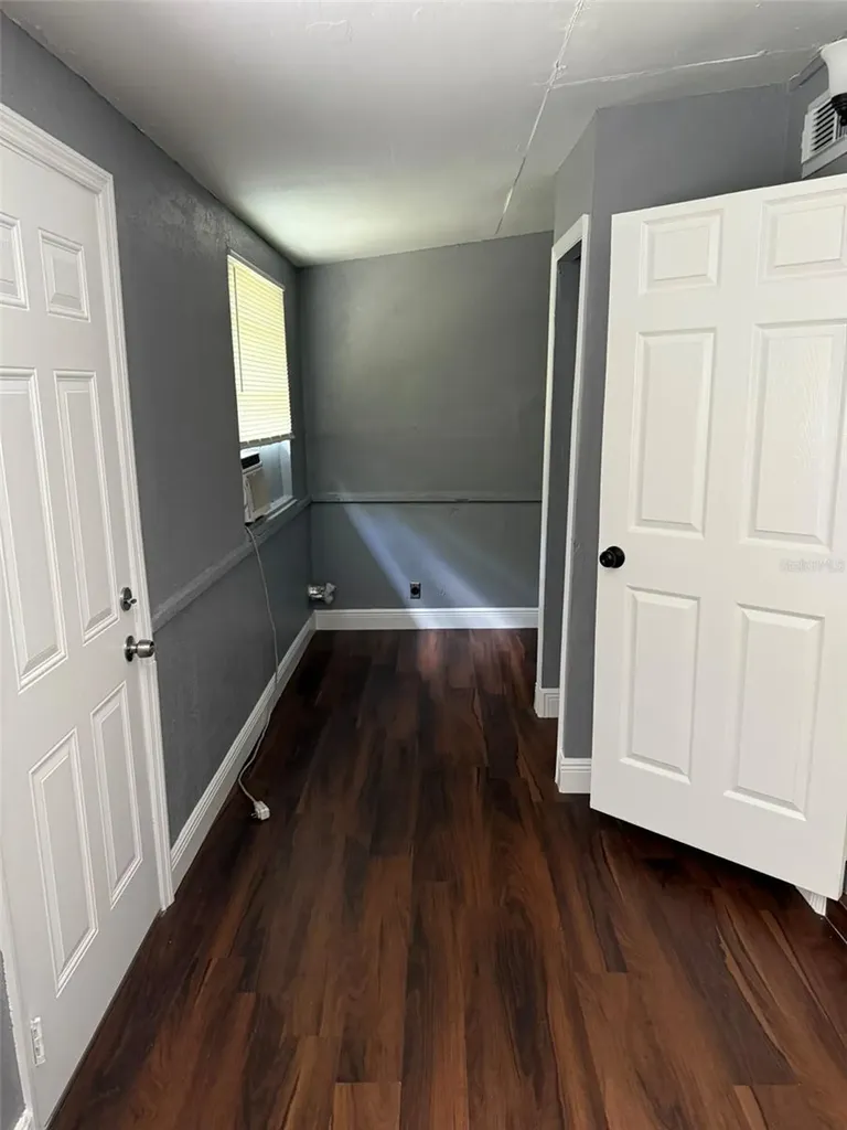 2615 E 28th Avenue Tampa FL 33605