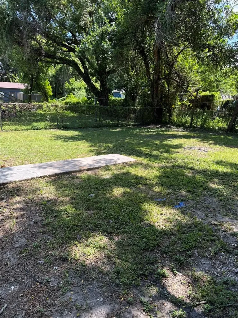 2615 E 28th Avenue Tampa FL 33605