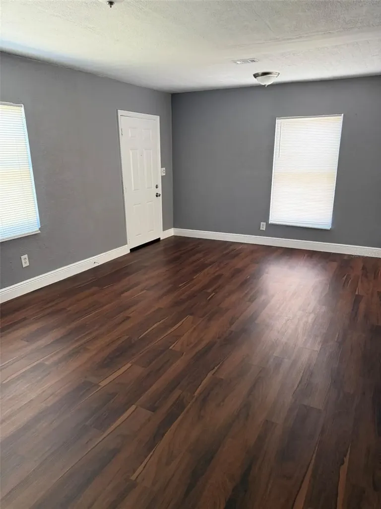 2615 E 28th Avenue Tampa FL 33605