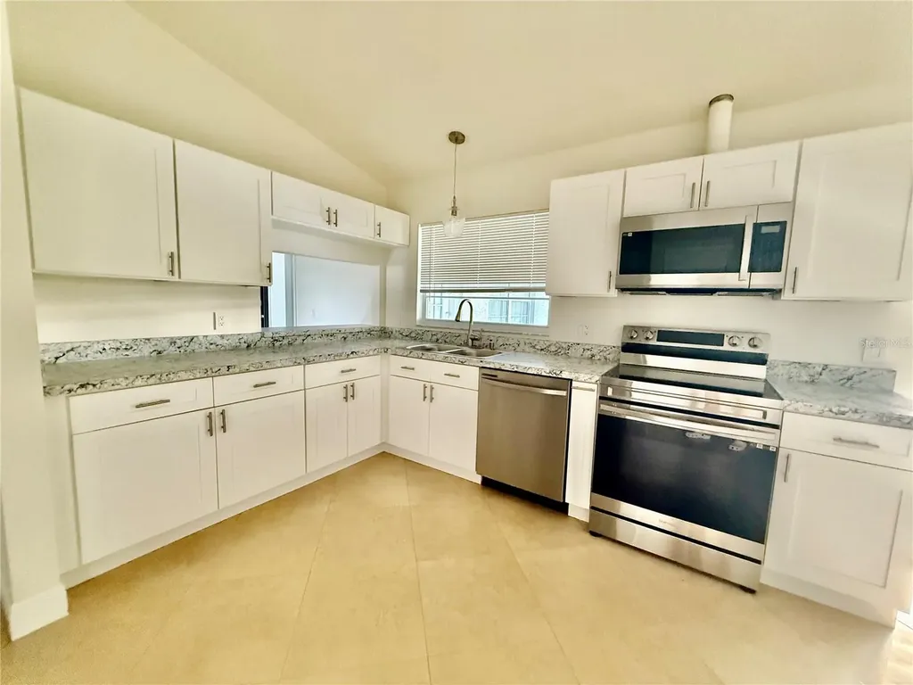 970 Amy Ridge Court Kissimmee FL 34747