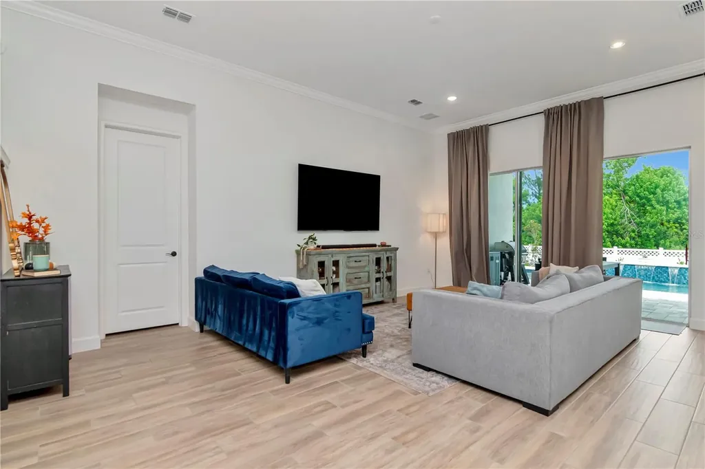 979 Signet Drive Apollo Beach FL 33572