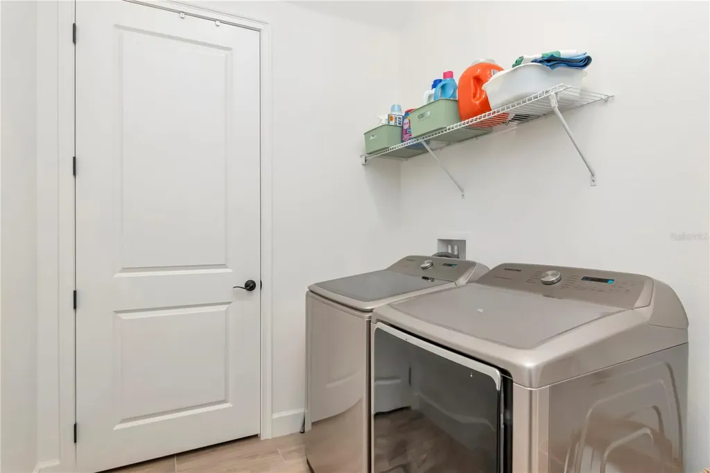 979 Signet Drive Apollo Beach FL 33572