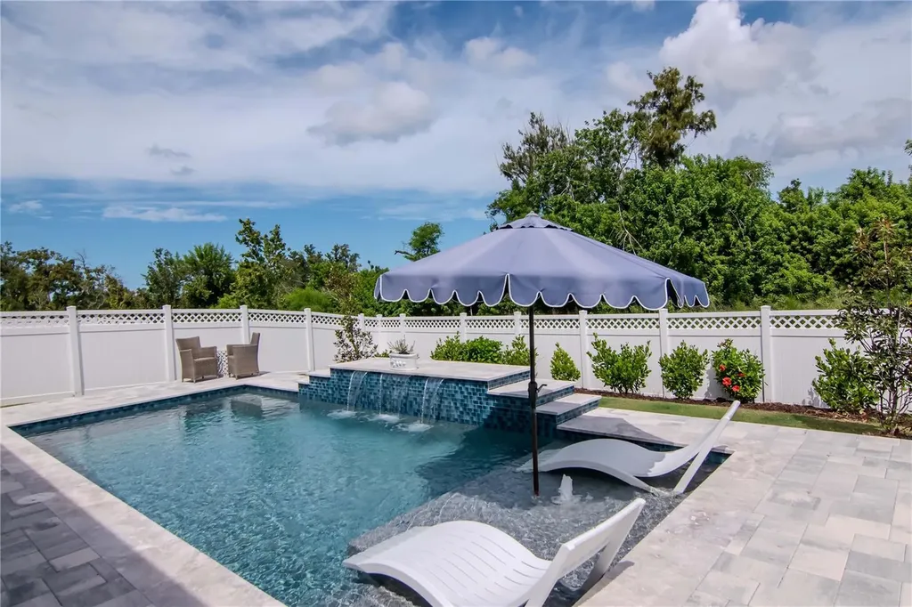 979 Signet Drive Apollo Beach FL 33572