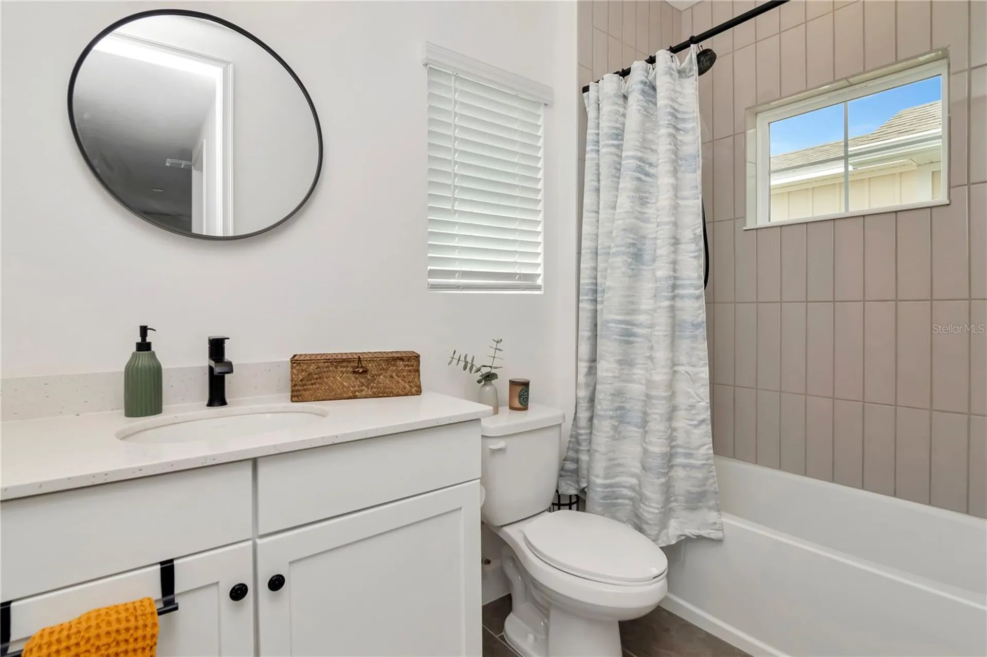 979 Signet Drive Apollo Beach FL 33572