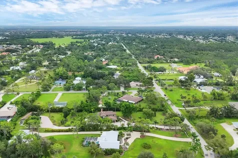 1070 Bayshore Drive Englewood FL 34223