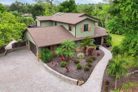 1070 Bayshore Drive Englewood FL 34223