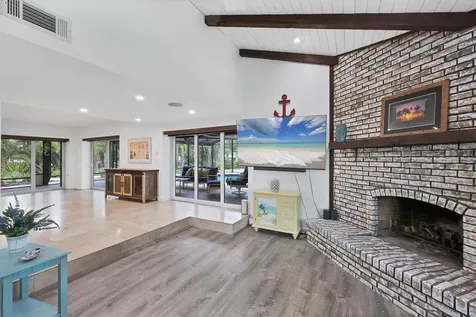 1070 Bayshore Drive Englewood FL 34223