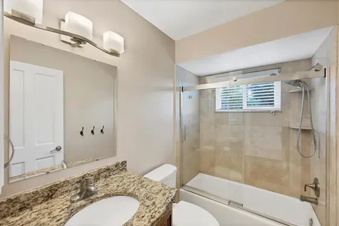 1070 Bayshore Drive Englewood FL 34223