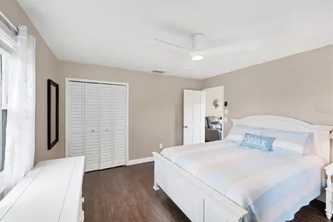 1070 Bayshore Drive Englewood FL 34223