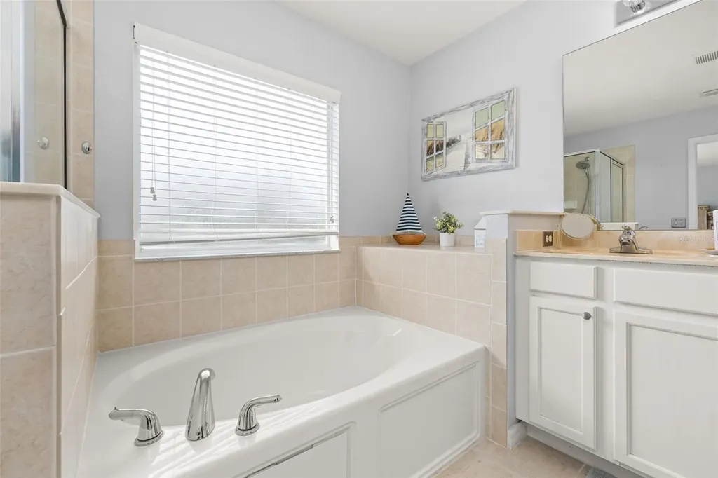 2663 Sand Hill Point Circle Davenport FL 33837