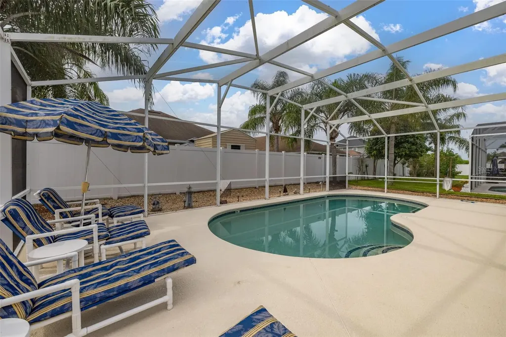 2663 Sand Hill Point Circle Davenport FL 33837