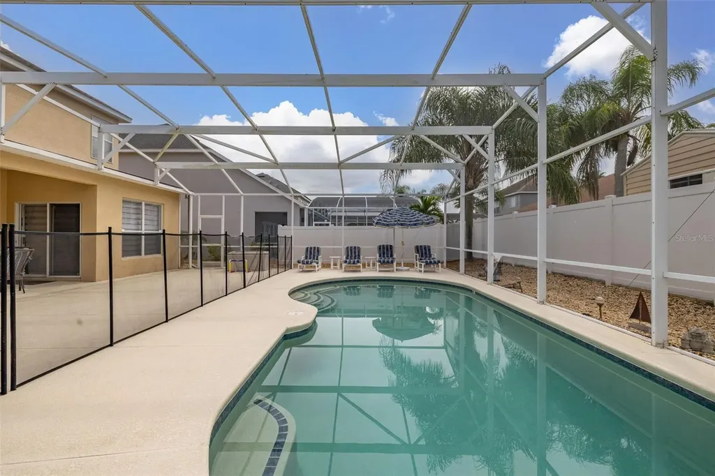 2663 Sand Hill Point Circle Davenport FL 33837