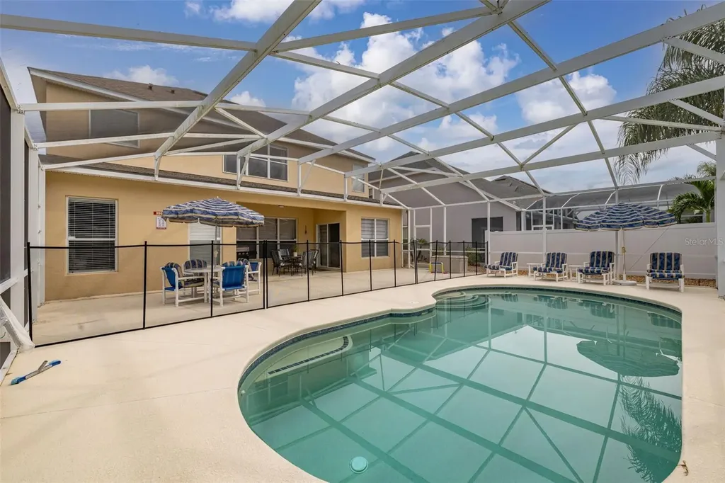 2663 Sand Hill Point Circle Davenport FL 33837