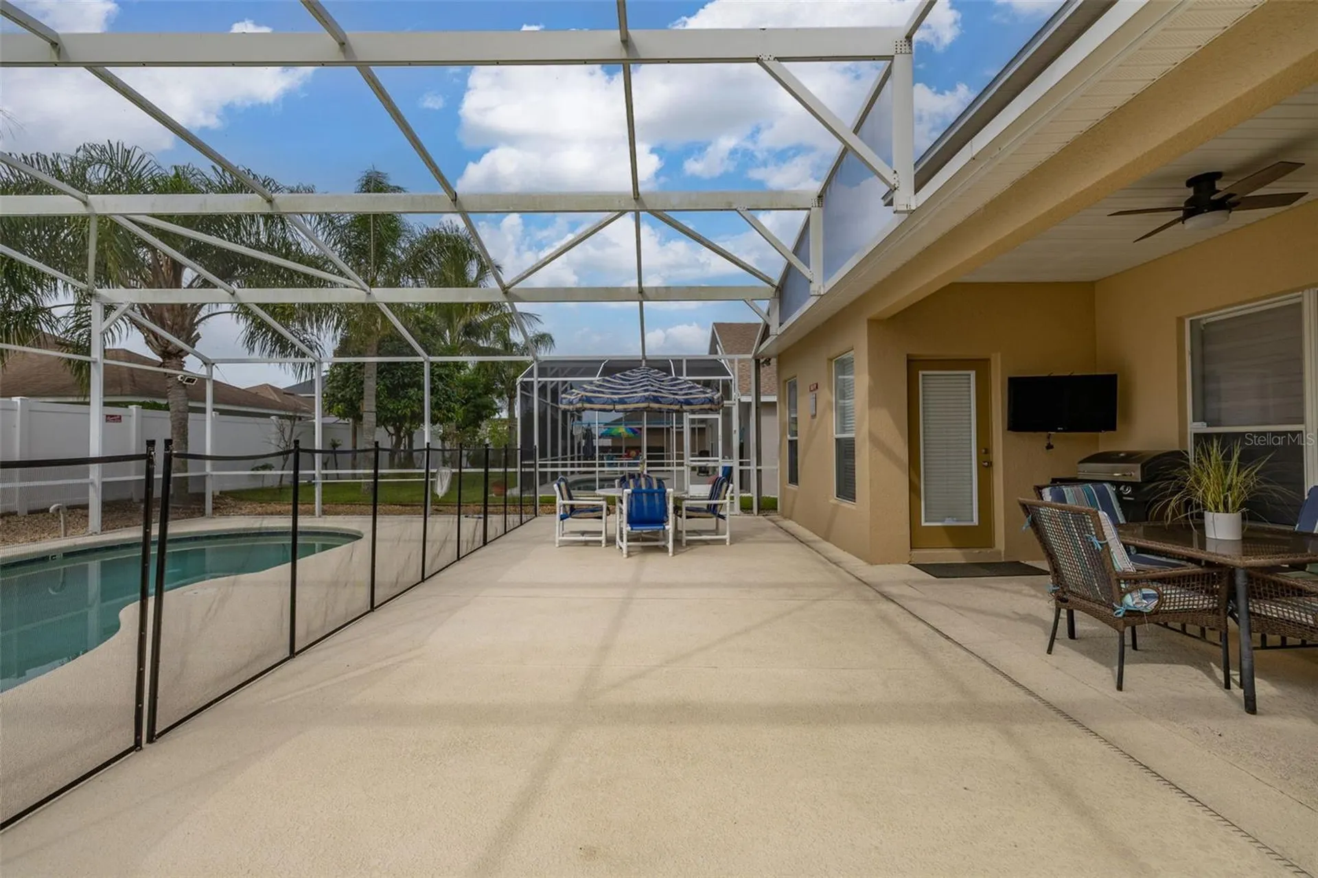 2663 Sand Hill Point Circle Davenport FL 33837