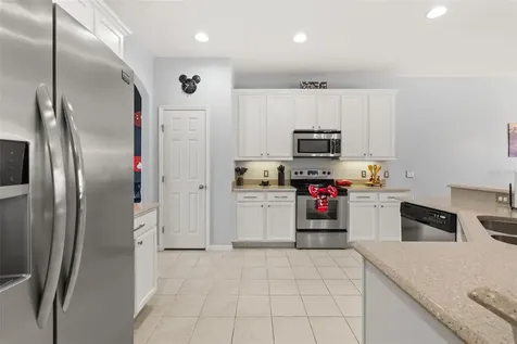 2663 Sand Hill Point Circle Davenport FL 33837