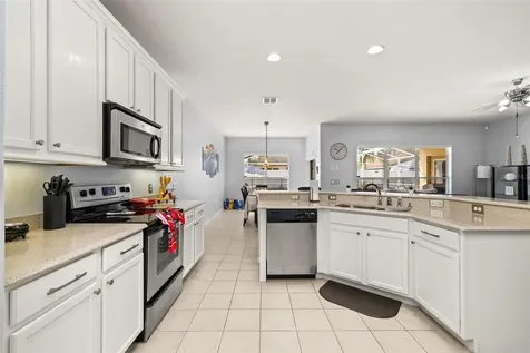 2663 Sand Hill Point Circle Davenport FL 33837