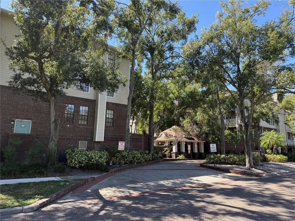 1000 W Horatio Street Tampa FL 33606