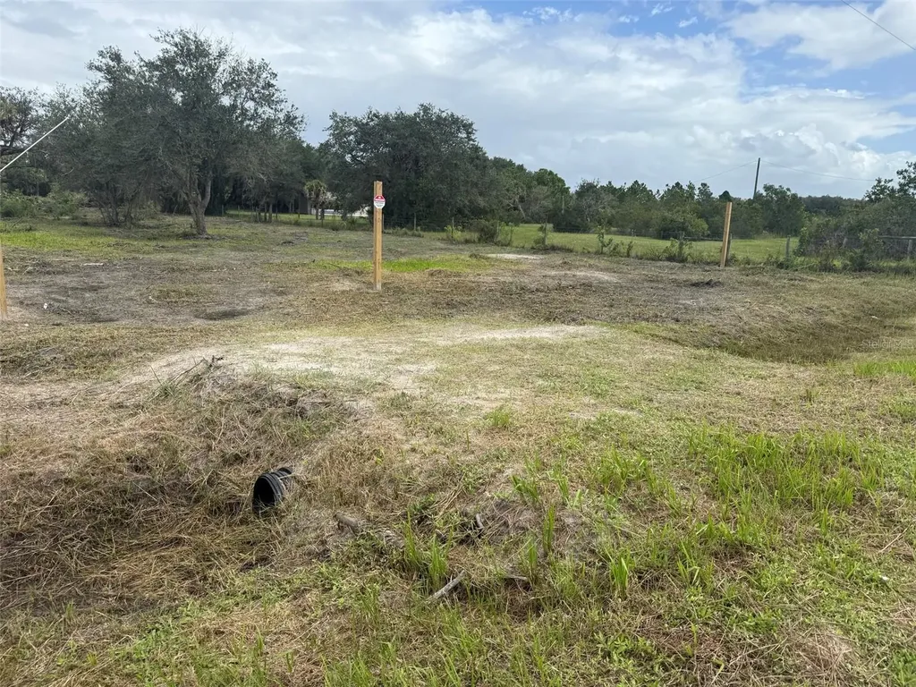 15723 NW 304th Street Okeechobee FL 34972