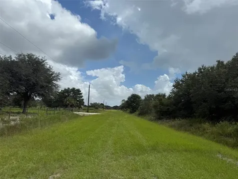 15134 NW 306th Street Okeechobee FL 34972