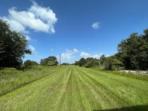 15134 NW 306th Street Okeechobee FL 34972