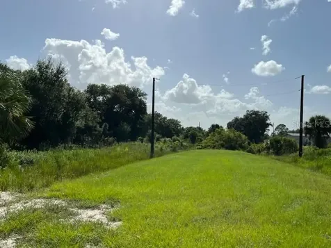 15134 NW 306th Street Okeechobee FL 34972