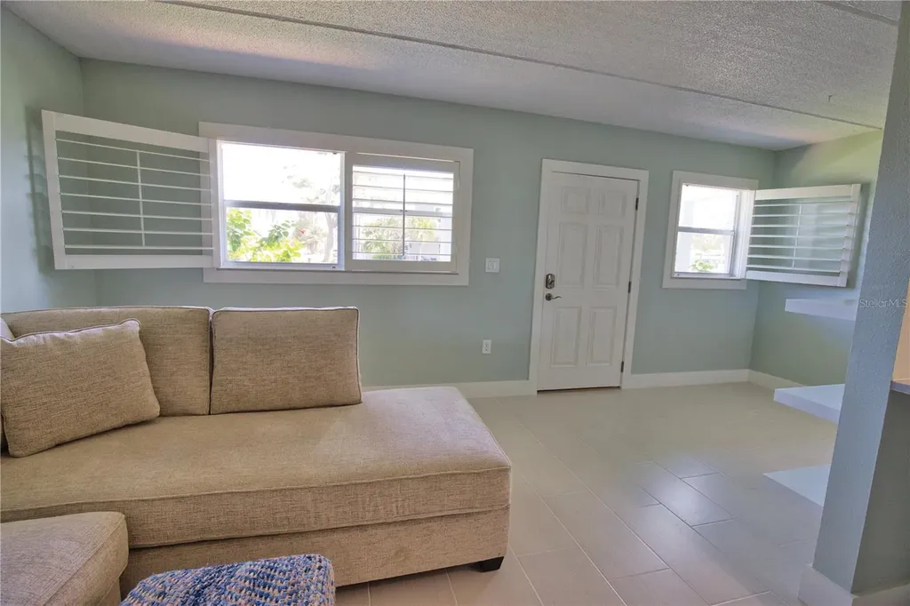 902 Gibbs Road Venice FL 34285