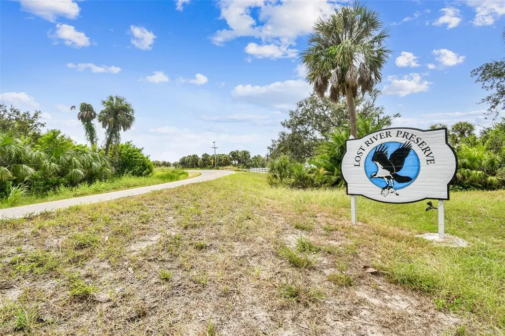 3215 Gulf City Road Ruskin FL 33570