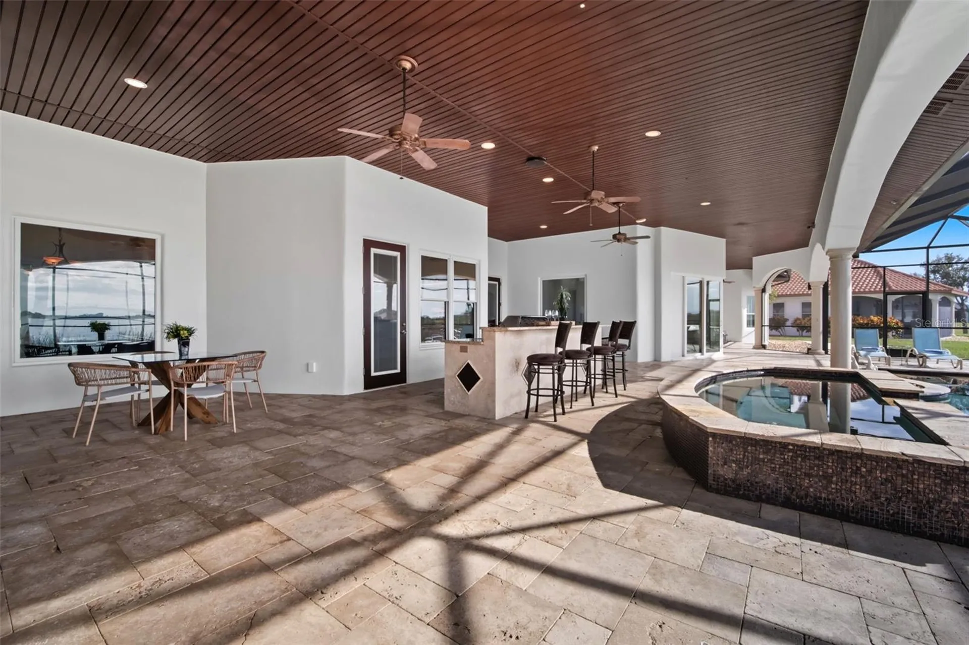 3215 Gulf City Road Ruskin FL 33570