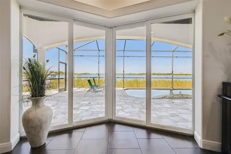 3215 Gulf City Road Ruskin FL 33570
