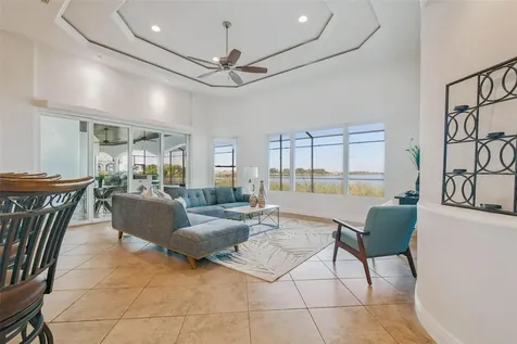 3215 Gulf City Road Ruskin FL 33570