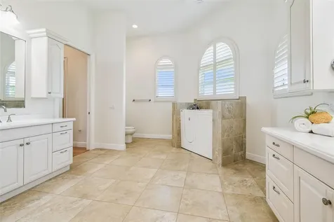 3215 Gulf City Road Ruskin FL 33570