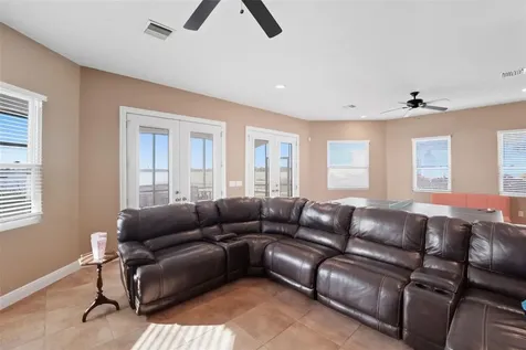 3215 Gulf City Road Ruskin FL 33570