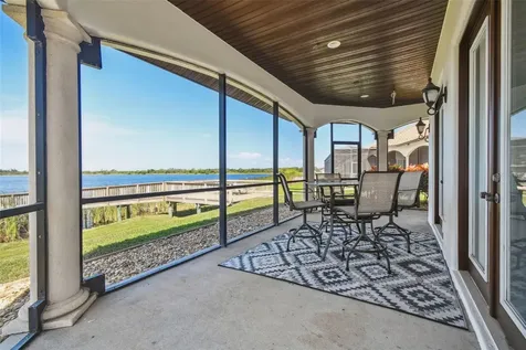 3215 Gulf City Road Ruskin FL 33570