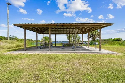 3215 Gulf City Road Ruskin FL 33570