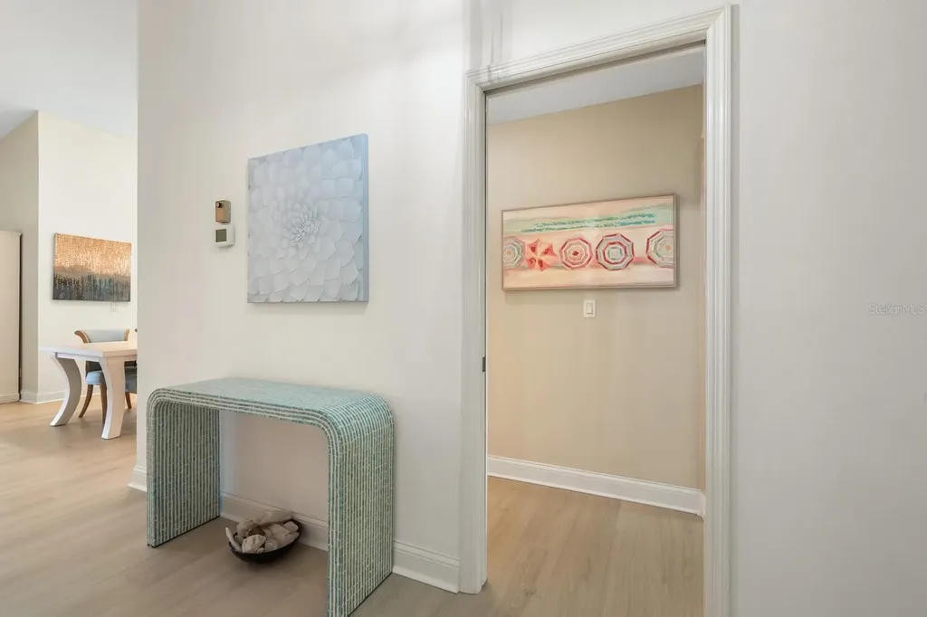 4033 Wilshire Circle E Sarasota FL 34238