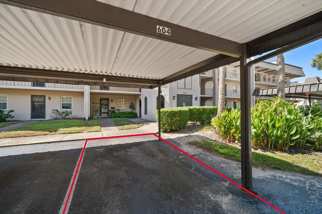 8681 Bardmoor Boulevard Seminole FL 33777