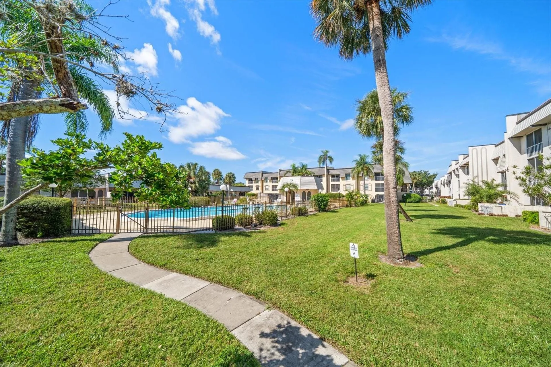 8681 Bardmoor Boulevard Seminole FL 33777