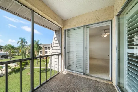 8681 Bardmoor Boulevard Seminole FL 33777