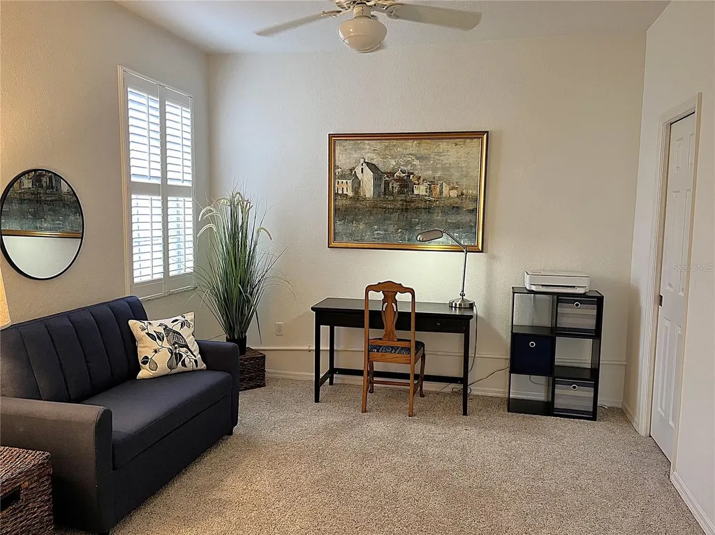 8335 Glenrose Way Sarasota FL 34238