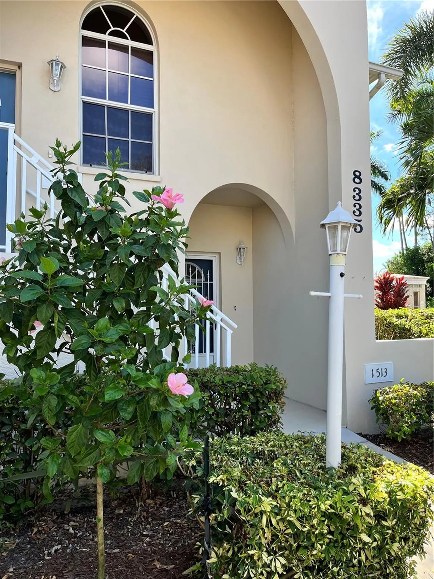 8335 Glenrose Way Sarasota FL 34238